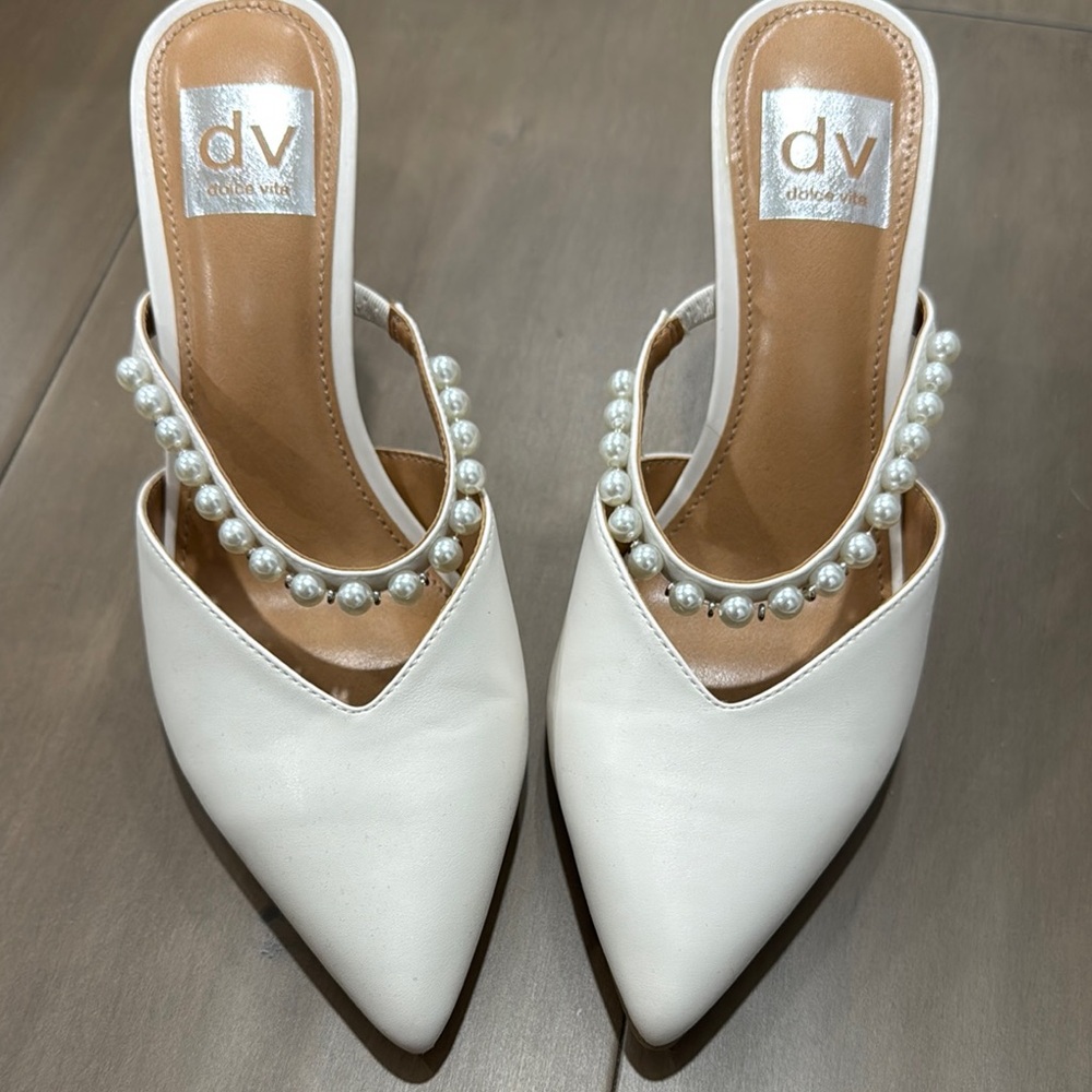 DV by Dolce Vita White Elegant Heels